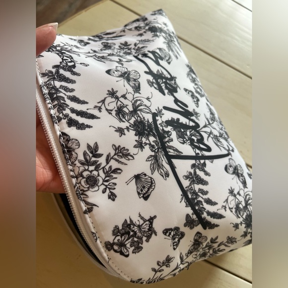 NWOT Talbots makeup bag - Picture 4 of 11